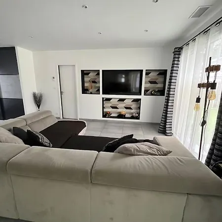 Maison 3 Avec Piscine Chauffee *